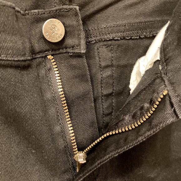 Yellow Rat Bastard Black Skull Embroidered Jeans Size 9/30 - Picture 10 of 12